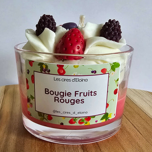 Bougie parfum fruits rouges vue de face