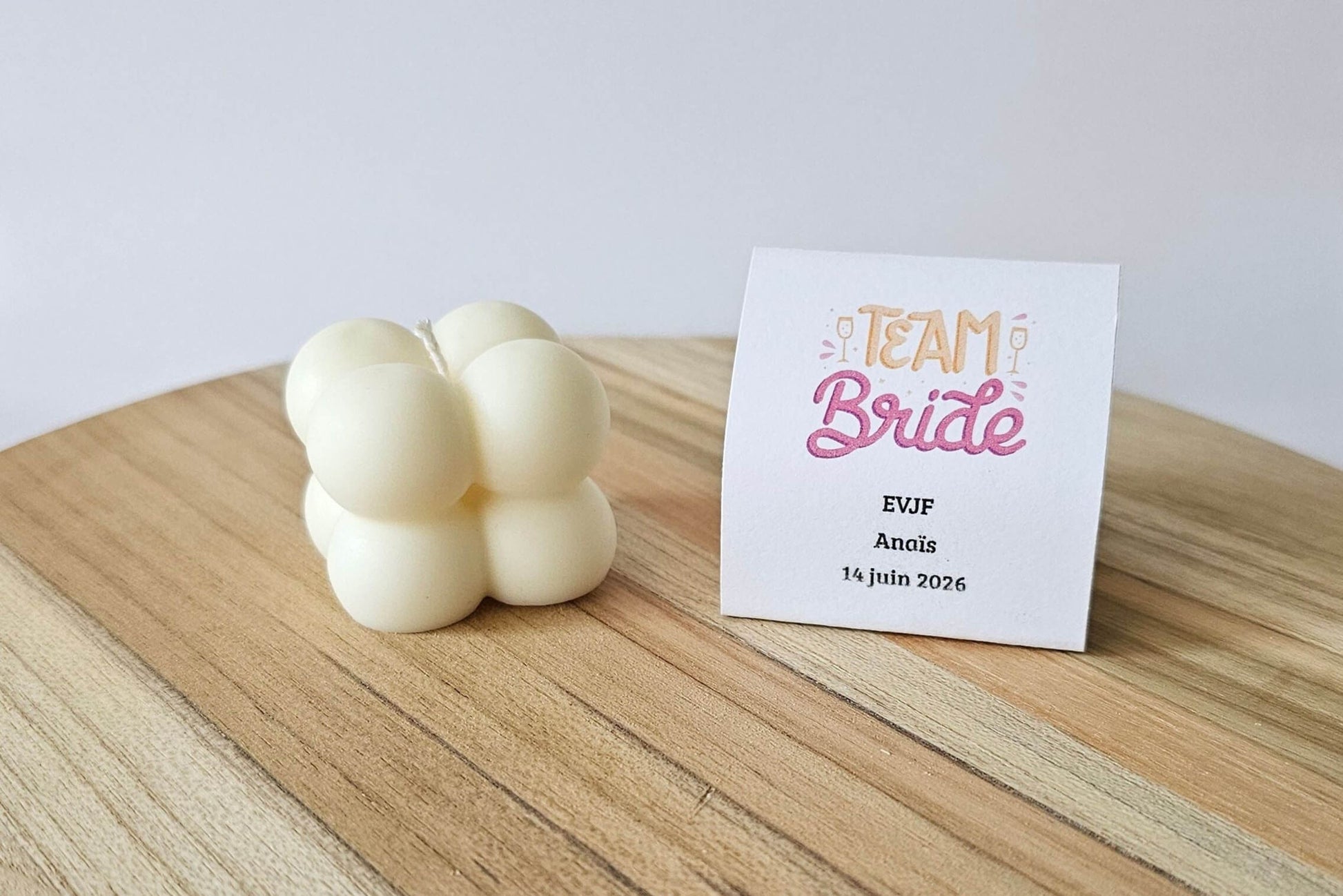 Bougie nuage et son emballage team bride
