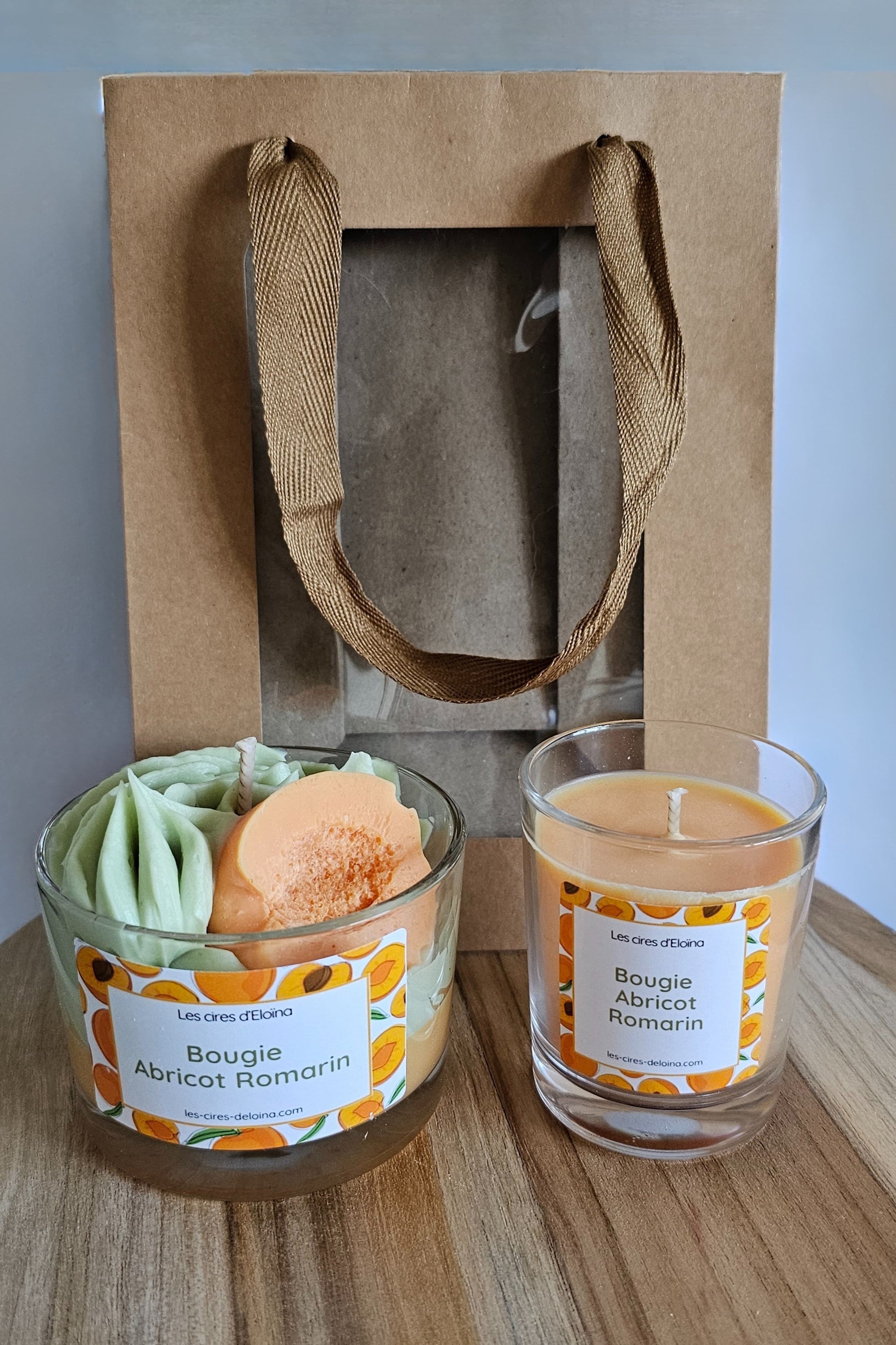 Bougies duo harmonie abricot romarin avec leur sac